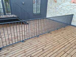 trepikojapiirded valispiirded klaasist rodupiirded Tallinnas jahu 5